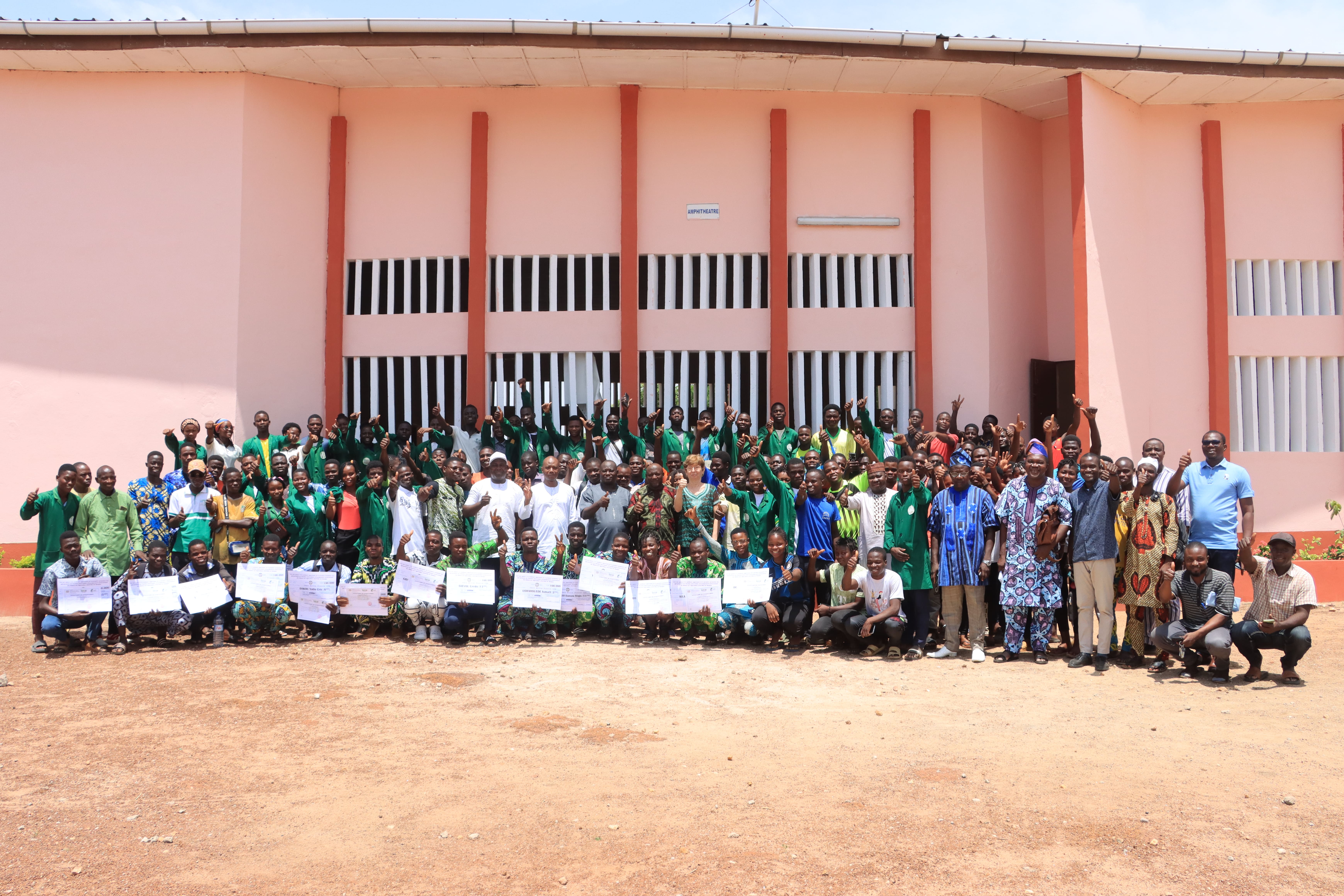 Brassage inter-promotions et remise de prix à l’IUEP de Djougou