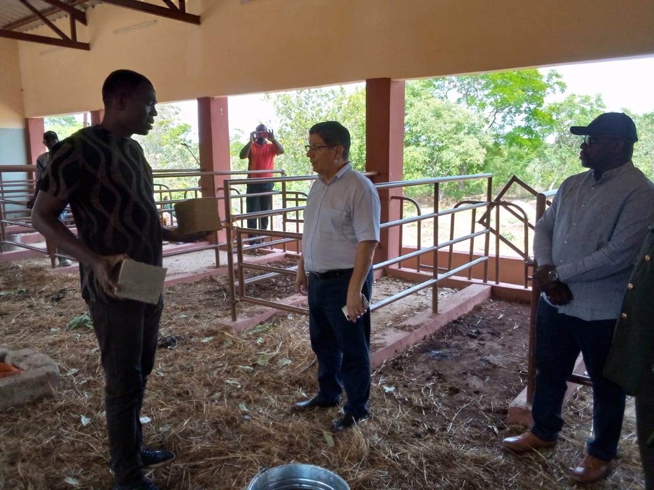 Visite de l'ambassadeur de France au Bénin à l'IUEP de Djougou